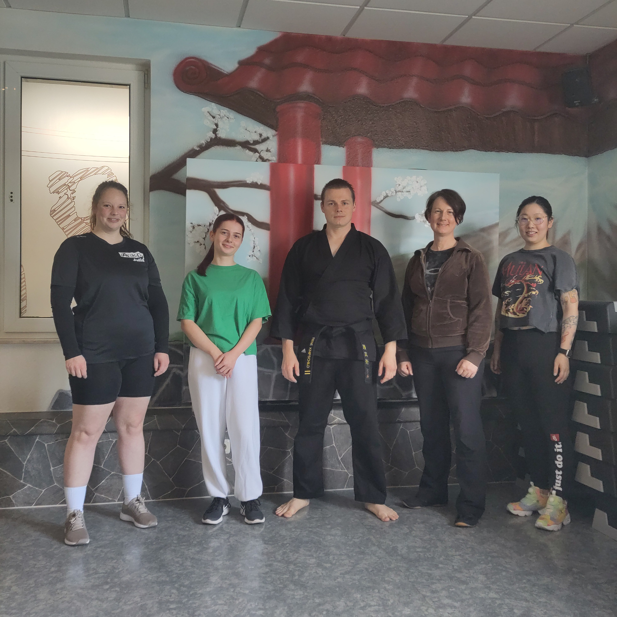 Gruppenfoto mit den Teilnehmenden in Korbach Gruppenfoto mit den Teilnehmenden in Korbach